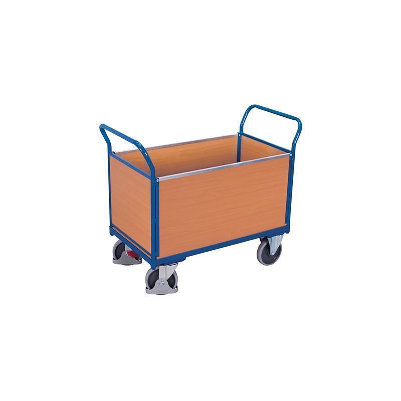 Vierwandwagen mit Holz